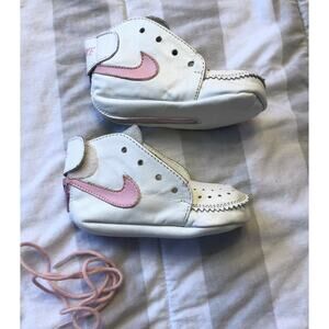 Vintage Nike 1984 Sweet Dreams Newborn Crib Shoes Pink Swoosh High Tops